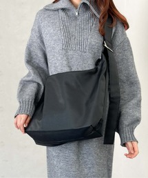 ソフトフェイクレザーラウンドワンショルダーバッグ
