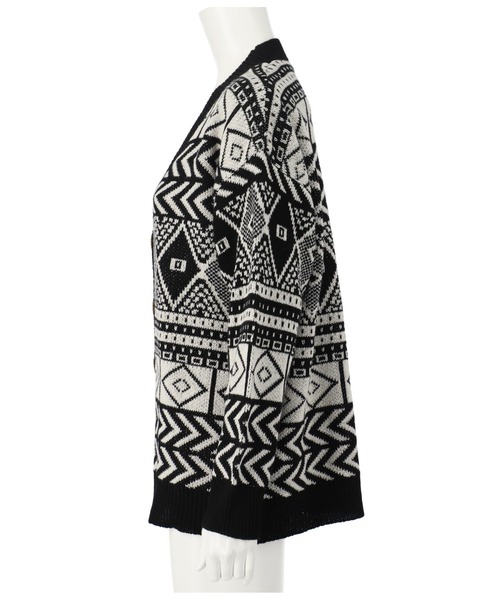 anap mimpi（アナップミンピ）の「オルテガ デザイン Vネック ニット カーディガン（カーディガン/ボレロ・レディース・ブラック/アイボリー・FREE）」の17枚目の写真