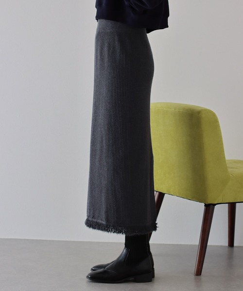 BLUEEAST（ブルーイースト）の「フリンジニットタイトスカート（スカート・レディース・ブラック/アイボリー/グレー・MEDIUM）」の22枚目の写真