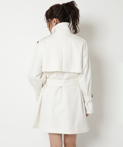 REDYAZEL（レディアゼル）の「スタンドカラーショートコート（ステンカラーコート・レディース・キャメル/ピンク/ブラック/オフホワイト・MEDIUM/SMALL）」の19枚目の写真