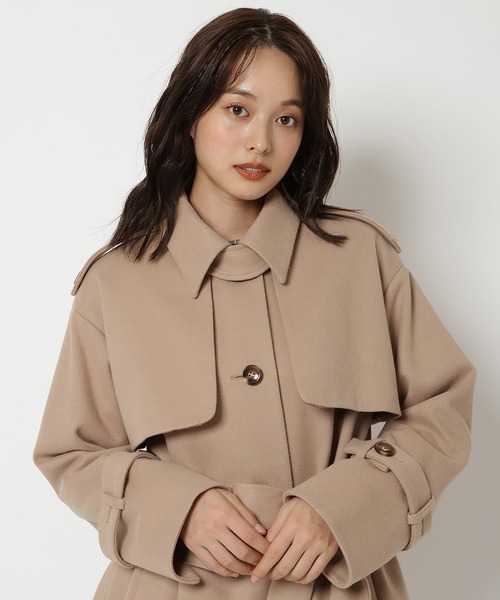 REDYAZEL（レディアゼル）の「スタンドカラーショートコート（ステンカラーコート・レディース・キャメル/ピンク/ブラック/オフホワイト・MEDIUM/SMALL）」の7枚目の写真