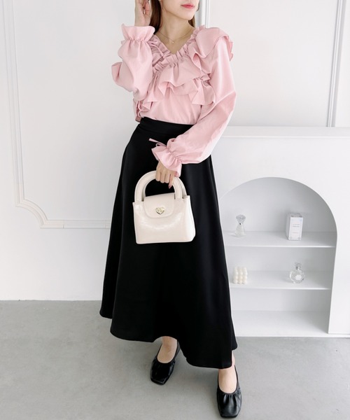 Loueme(ルエム)の「クロスフリルリボン2WAYショートブラウス(シャツ/ブラウス・レディース・ピンク/ブラック/ホワイト・FREE)」の21枚目の写真