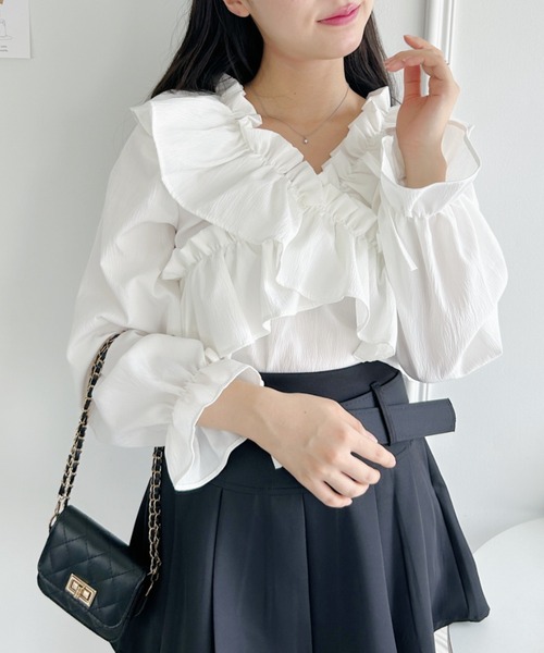 Loueme(ルエム)の「クロスフリルリボン2WAYショートブラウス(シャツ/ブラウス・レディース・ピンク/ブラック/ホワイト・FREE)」の5枚目の写真