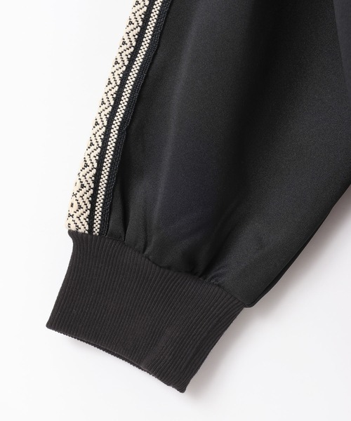 LOWRYS FARM（ローリーズファーム）の「トラックジャケット 994187（ジャージ・メンズ・ブラック/チャコールグレー・MEDIUM/LARGE）」の7枚目の写真
