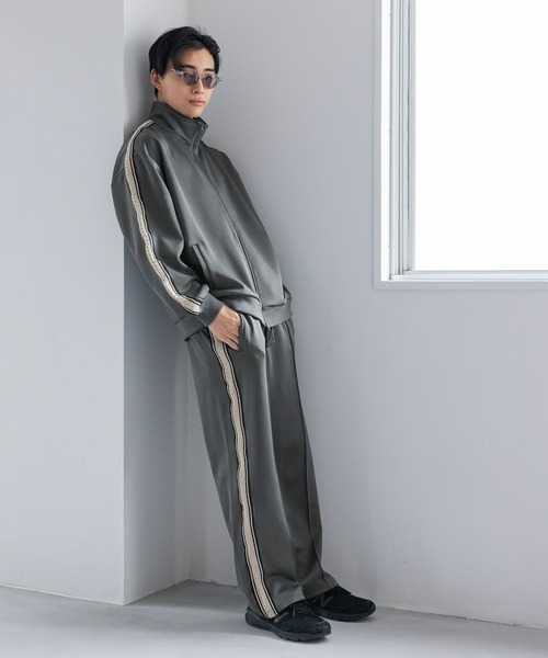 LOWRYS FARM（ローリーズファーム）の「トラックジャケット 994187（ジャージ・メンズ・ブラック/チャコールグレー・MEDIUM/LARGE）」の16枚目の写真