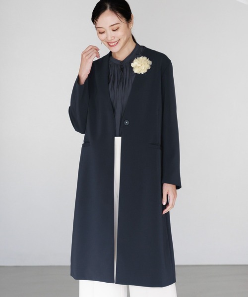 Elura(エルーラ)の「<セレモニーでも仕事でも使える!>Vネックコート/988739(ノーカラーコート・レディース・ネイビー/グレイッシュベージュ・FREE)」の2枚目の写真
