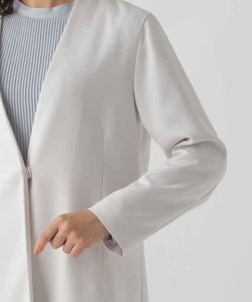 Elura(エルーラ)の「<セレモニーでも仕事でも使える!>Vネックコート/988739(ノーカラーコート・レディース・ネイビー/グレイッシュベージュ・FREE)」の21枚目の写真