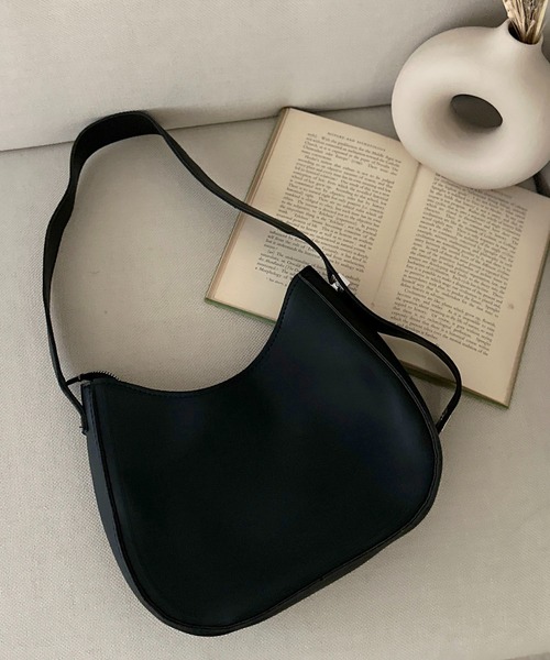 apres jour clair（アプレジュールクレア）の「【apres jour clair×ARIAZ】ワンハンドルラウンドバッグ（ハンドバッグ・レディース・ブラック/オフホワイト/ベージュ・FREE）」の6枚目の写真