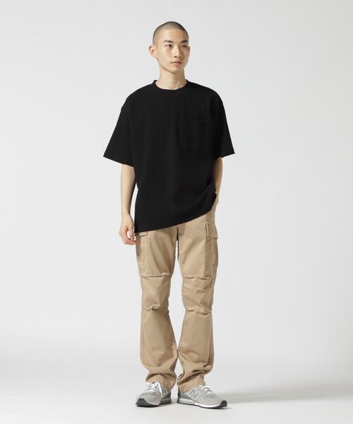AVIREX（アヴィレックス）の「《DAILY/デイリー》RIB LOOSE FIT T-SHIRT / リブ ルーズフィット 半袖 Tシャツ / AVIREX / アヴィレックス（Tシャツ/カットソー・メンズ・ブラック/チャコールグレー/グレー/ホワイト・L/M/XL）」の6枚目の写真