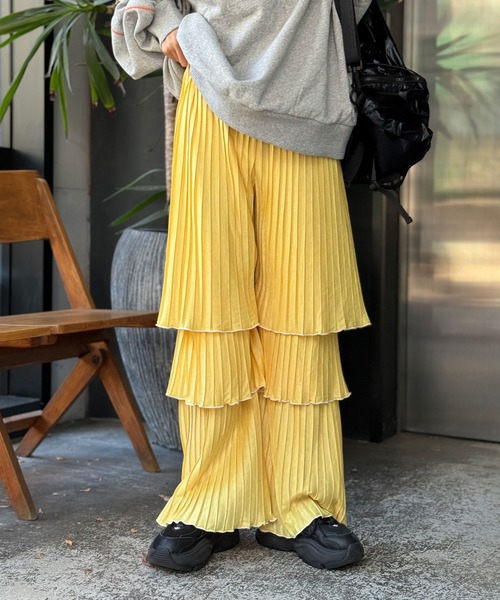 HELLO.SANFRANCISCO(ハローサンフランシスコ)の「【HELLO.SANFRANCISCO/ハローサンフランシスコ】配色フリルプリーツパンツ(その他パンツ・レディース・ブラック/パープル/イエロー・FREE)」の20枚目の写真