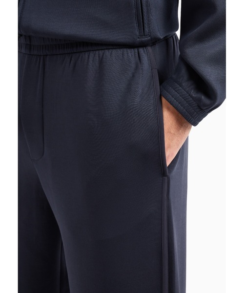EMPORIO ARMANI（エンポリオアルマーニ）の「【エンポリオ アルマーニ】トラベルエッセンシャル ジョガーパンツ ダブルジャージー（その他パンツ・メンズ・ネイビー・SMALL/MEDIUM/LARGE）」の5枚目の写真