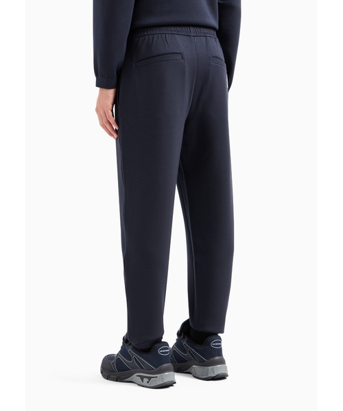 EMPORIO ARMANI（エンポリオアルマーニ）の「【エンポリオ アルマーニ】トラベルエッセンシャル ジョガーパンツ ダブルジャージー（その他パンツ・メンズ・ネイビー・SMALL/MEDIUM/LARGE）」の2枚目の写真