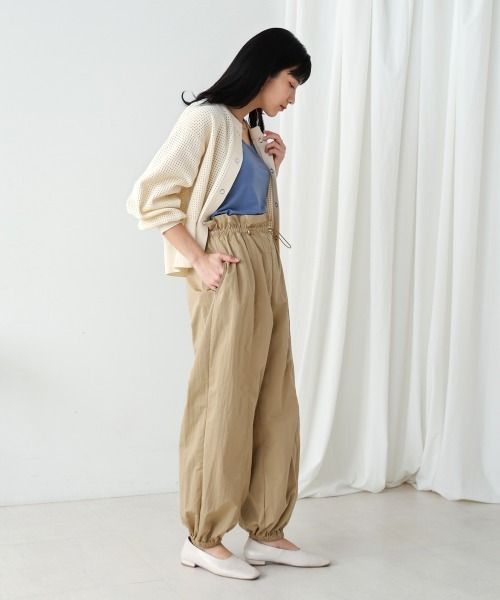 Bou Jeloud(ブージュルード)の「ハイデンクロスペグパンツ(その他パンツ・レディース・ネイビー/ベージュ・38)」の4枚目の写真