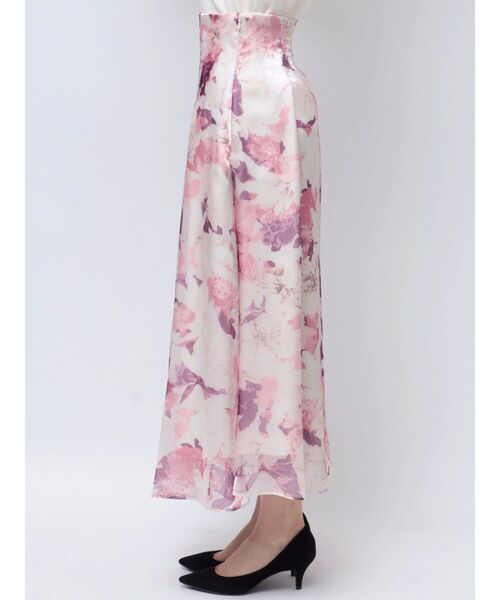 MERCURYDUO(マーキュリーデュオ)の「シアー楊柳サテン花柄フレアスカート(スカート・レディース・グレー/ピンク/ブルー・SMALL/MEDIUM)」の18枚目の写真