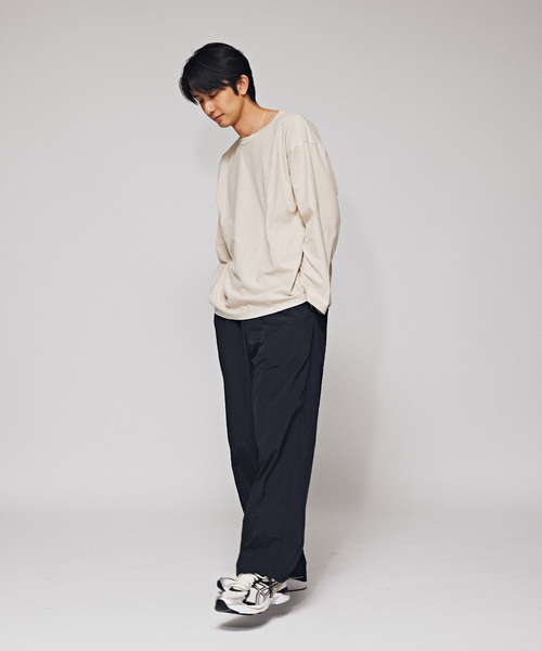 EDIFICE(エディフィス)の「ライト フレンチ テリー ボートネック Tシャツ(Tシャツ/カットソー・メンズ・ベージュ/ブラウン/ブラック・MEDIUM/LARGE)」の6枚目の写真
