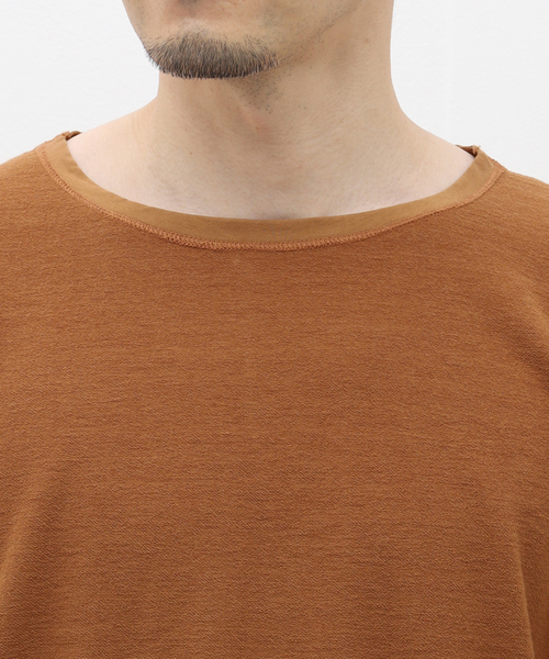 EDIFICE(エディフィス)の「ライト フレンチ テリー ボートネック Tシャツ(Tシャツ/カットソー・メンズ・ベージュ/ブラウン/ブラック・MEDIUM/LARGE)」の18枚目の写真