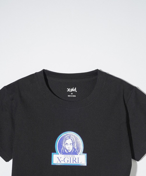X-girl（エックスガール）の「FRAMED FACE S/S BABY TEE（Tシャツ/カットソー・レディース・ブラック/ホワイト/ピンク・S/M）」の13枚目の写真