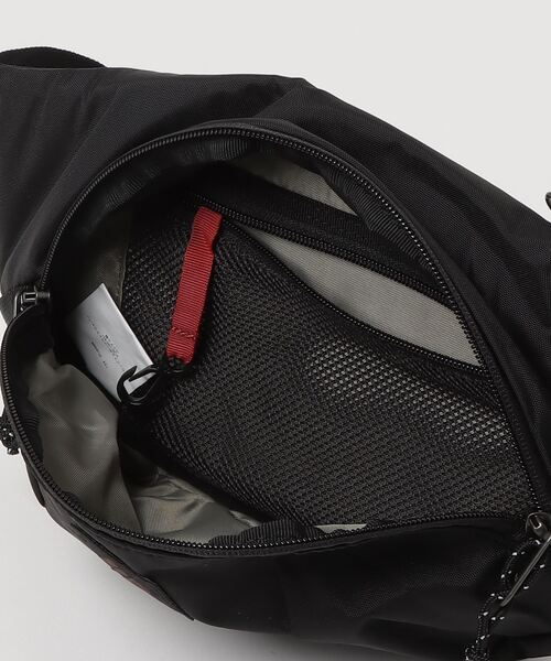Columbia(コロンビア)の「コロンビア パナシーアヒップバッグ(ボディバッグ/ウエストポーチ・メンズ・その他・ONE SIZE)」の4枚目の写真