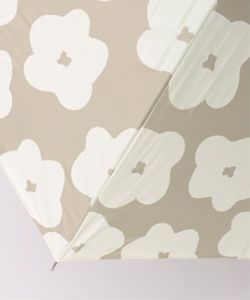 LBC(エルビーシー)の「ソフトフラワー遮光 長傘(長傘・レディース・オフホワイト/ベージュ・FREE)」の7枚目の写真