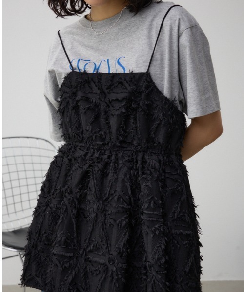 AZUL by moussy（アズールバイマウジー）の「ジャガードペプラムキャミソール（キャミソール・レディース・アイボリー/ブラック・FREE）」の2枚目の写真