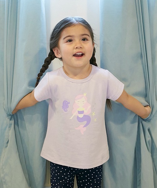 petit main(プティマイン)の「【プティプラ】GIRLS半袖Tシャツ(Tシャツ/カットソー・キッズ・イエロー/エメラルド/ブルー/マルチ/オレンジ/ライトグリーン/ピンク/ラベンダー/ネイビー/オフホワイト・110cm/100cm/90cm/80cm/130cm/120cm)」の6枚目の写真