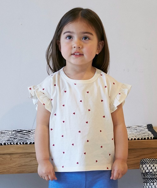 petit main(プティマイン)の「【プティプラ】GIRLS半袖Tシャツ(Tシャツ/カットソー・キッズ・イエロー/エメラルド/ブルー/マルチ/オレンジ/ライトグリーン/ピンク/ラベンダー/ネイビー/オフホワイト・110cm/100cm/90cm/80cm/130cm/120cm)」の2枚目の写真