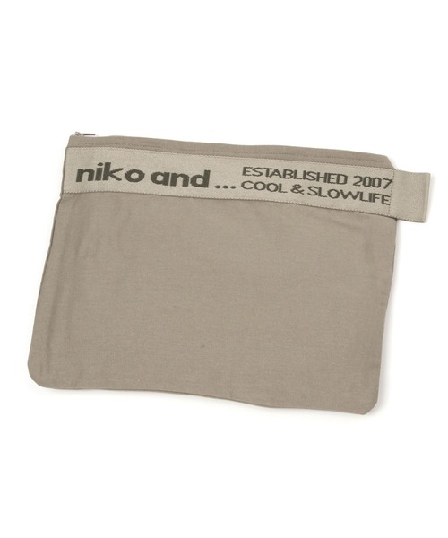 niko and...（ニコアンド）の「オリジナルニコロゴテープポーチ（ポーチ・レディース・グレー/アイボリー/カーキ・0）」の2枚目の写真