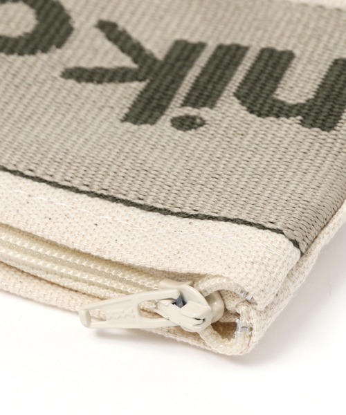 niko and...（ニコアンド）の「オリジナルニコロゴテープポーチ（ポーチ・レディース・グレー/アイボリー/カーキ・0）」の7枚目の写真