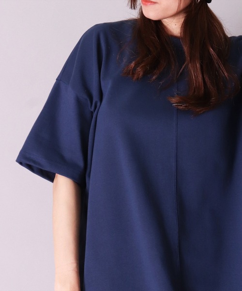 BAYBLO（ベイブロ）の「(BB)【ユニセックス】センターステッチ オーバーサイズ Tシャツ（Tシャツ/カットソー・メンズ・ダークグリーン/スミクロ/オフホワイト/ネイビー/オレンジ・FREE）」の5枚目の写真