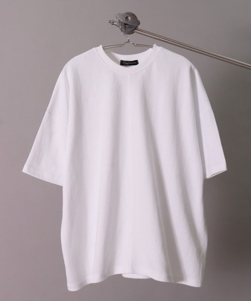 BAYBLO（ベイブロ）の「(BB)【ユニセックス】センターステッチ オーバーサイズ Tシャツ（Tシャツ/カットソー・メンズ・ダークグリーン/スミクロ/オフホワイト/ネイビー/オレンジ・FREE）」の16枚目の写真