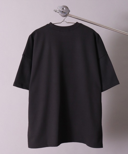 BAYBLO（ベイブロ）の「(BB)【ユニセックス】センターステッチ オーバーサイズ Tシャツ（Tシャツ/カットソー・メンズ・ダークグリーン/スミクロ/オフホワイト/ネイビー/オレンジ・FREE）」の18枚目の写真