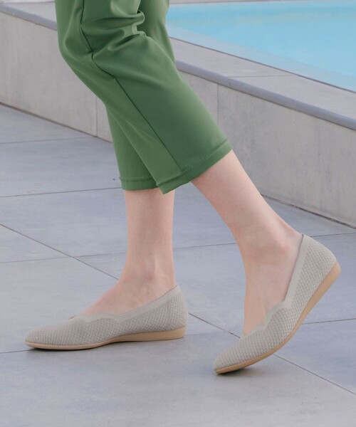 【撥水】スカラップニットフラットパンプス（パンプス）｜Tiaclasse（ティアクラッセ）