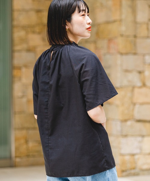 ITEMS URBANRESEARCH（アイテムズ アーバンリサーチ）の「『UR GREEN』ハイネックブラウス（シャツ/ブラウス・レディース・ミント/ホワイト/ブラック・FREE）」の14枚目の写真