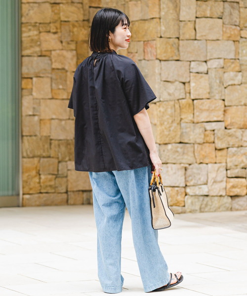 ITEMS URBANRESEARCH（アイテムズ アーバンリサーチ）の「『UR GREEN』ハイネックブラウス（シャツ/ブラウス・レディース・ミント/ホワイト/ブラック・FREE）」の17枚目の写真