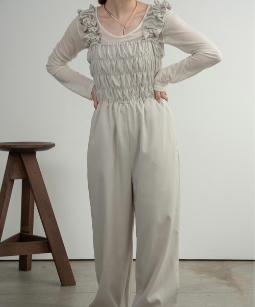 Amiur(エミレ)の「twill cloth shirring overall / ツイルクロスシャーリングオーバーオール(サロペット/オーバーオール・レディース・ブラック/アイボリー/ベージュ・FREE)」の10枚目の写真