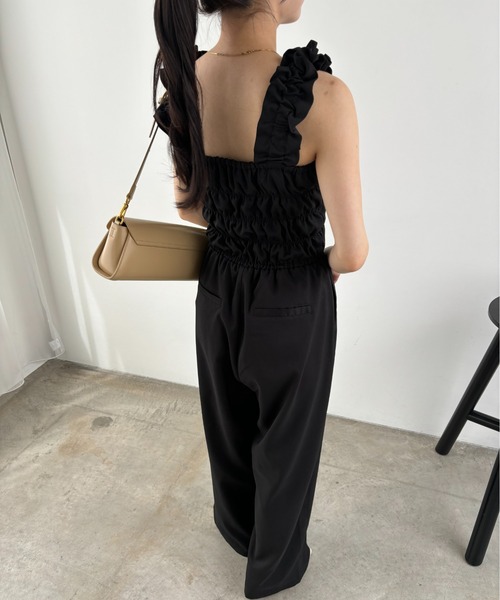 Amiur(エミレ)の「twill cloth shirring overall / ツイルクロスシャーリングオーバーオール(サロペット/オーバーオール・レディース・ブラック/アイボリー/ベージュ・FREE)」の15枚目の写真