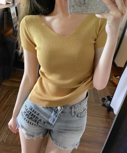 VIBGYOR(ヴィブジョー)の「【EIZZ/アイズ】Vネック サマーニット トップス(ニット/セーター・レディース・モカ/ベージュ/イエロー/オレンジ/ホワイト/ピンク/グリーン/ブラック/ワイン/ブルー/ダークグリーン・FREE)」の13枚目の写真