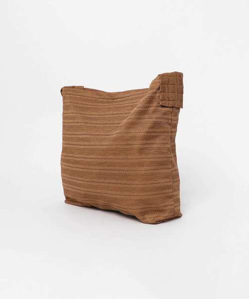 KBF（ケイビーエフ）の「BIGショルダーBAG（ショルダーバッグ・レディース・ブラウン/オフホワイト・ONE）」の13枚目の写真