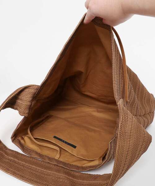 KBF（ケイビーエフ）の「BIGショルダーBAG（ショルダーバッグ・レディース・ブラウン/オフホワイト・ONE）」の16枚目の写真