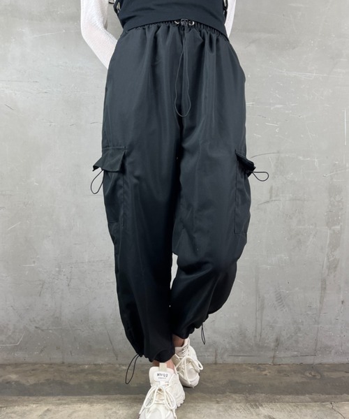 tolene(トレネ)の「カーゴパンツ ウエストゴム Y2K(カーゴパンツ・レディース・チャコール/ピンク/ブラック/オフホワイト・FREE)」の19枚目の写真