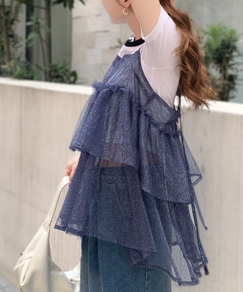 mily bilet(ミウィビレット)の「【mily bilet】大人の華やぎレイヤードアイテム。ラメチュールティアードキャミソール(キャミソール・レディース・ベージュ/ネイビー/ブラック・LARGE/MEDIUM/SMALL/X-LARGE)」の3枚目の写真