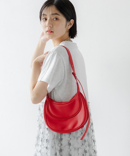 RAGEBLUE（レイジブルー）の「ハーフムーンハンドバック（ショルダーバッグ・レディース・ブラック/レッド・FREE）」の21枚目の写真