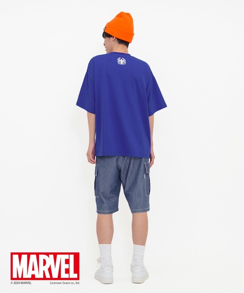 GLAZOS（グラソス）の「【大人向けサイズあり】【MARVEL】スパイダーマン/カレッジロゴビッグTシャツ（Tシャツ/カットソー・キッズ・ホワイト/ブルー/ブラック・M/S/LL/L）」の6枚目の写真