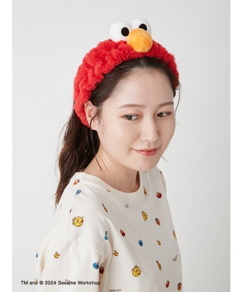 カラフルポンポンヘアバンド ファッションカラフルなメッシュヘッドバンドブティックポンポン