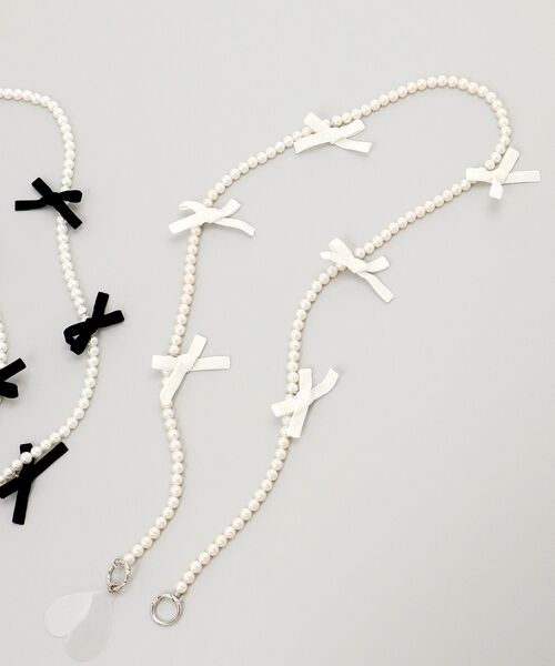 MAJESTIC LEGON（マジェスティックレゴン）の「ガーリーモチーフストラップ（スマホグッズ・レディース・ブラック系その他/オフホワイト/ホワイト系その他/ブラック・FREE）」の8枚目の写真