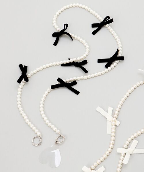 MAJESTIC LEGON（マジェスティックレゴン）の「ガーリーモチーフストラップ（スマホグッズ・レディース・ブラック系その他/オフホワイト/ホワイト系その他/ブラック・FREE）」の15枚目の写真