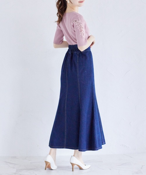 tocco closet(トッコ クローゼット)の「フラワー刺繍スリーブリブニットプルオーバー(ニット/セーター・レディース・グレイッシュブルー/ピンク/ブラック・M)」の9枚目の写真