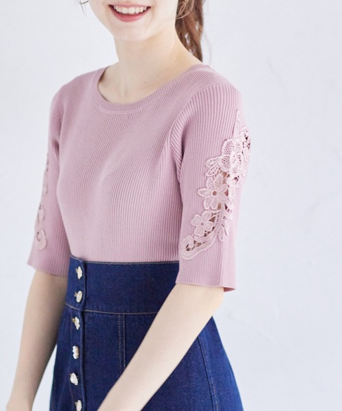 tocco closet(トッコ クローゼット)の「フラワー刺繍スリーブリブニットプルオーバー(ニット/セーター・レディース・グレイッシュブルー/ピンク/ブラック・M)」の11枚目の写真