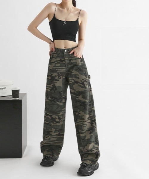 Vipoa（ヴィポア）の「迷彩柄カーゴパンツ（カーゴパンツ・レディース・グリーン・MEDIUM/LARGE）」の2枚目の写真