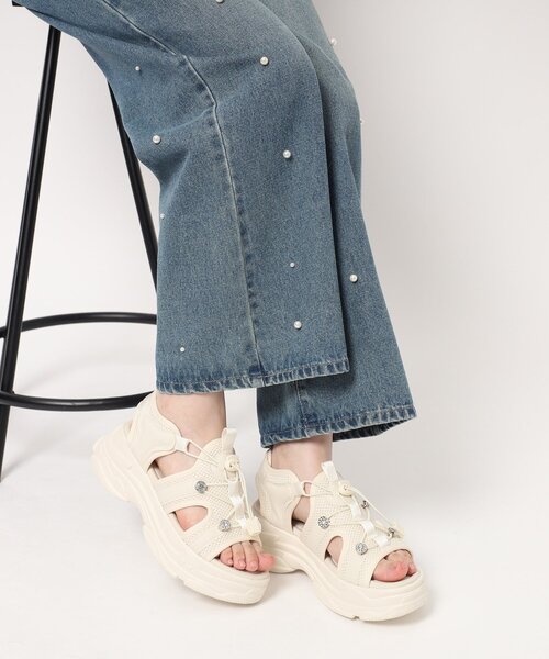 cs T&P（シーエスティーアンドピー）の「軽量 厚底ビジュースポサン（サンダル・レディース・ベージュ/ホワイト/ブラック・S/M/L/LL）」の9枚目の写真